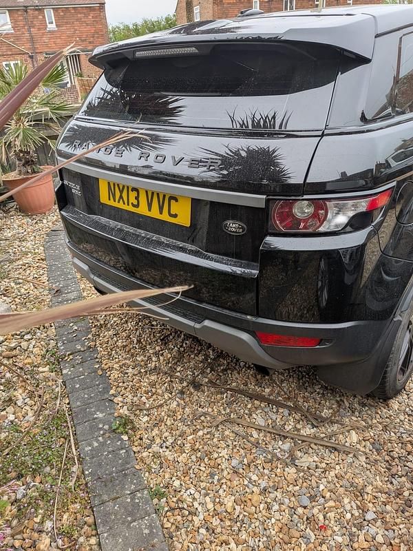 Used Land Rover Range Rover evoque Pure 150 HP (110 kW) 2013 Black SUV