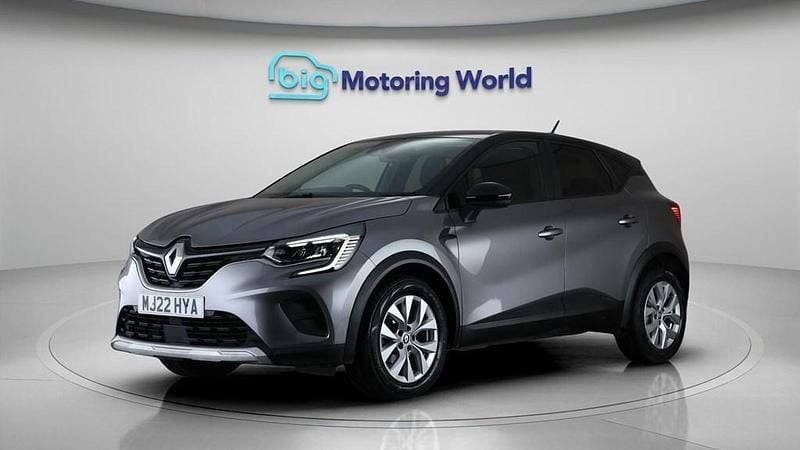 Used Renault Captur Iconic 90 HP (66 kW) 2022 Grey/black SUV