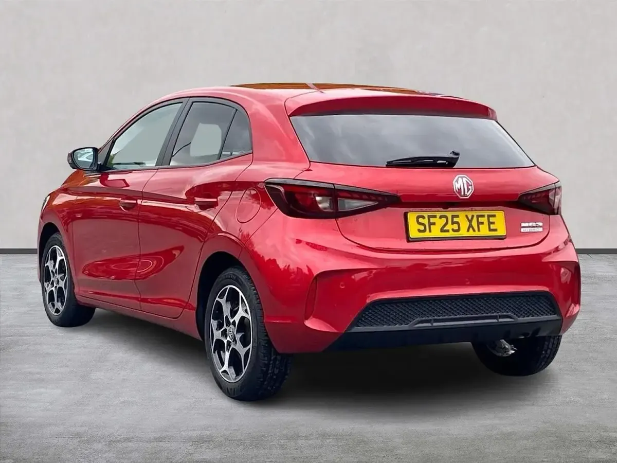 Used MG MG3 Trophy 194 HP (142 kW) 2025 Red Hatchback