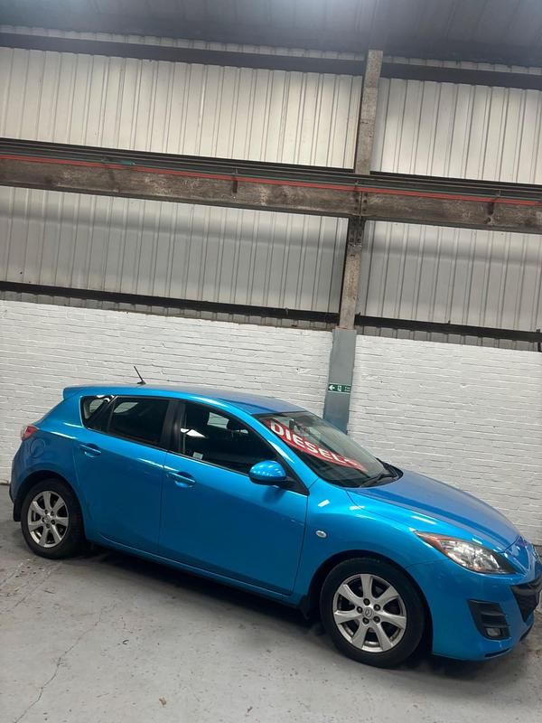 Used Mazda 3 2010 Blue Hatchback