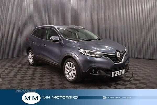 Grey Used 2016 Renault Kadjar Dynamique SUV | £7,495 (Fair price) - Image 1/4