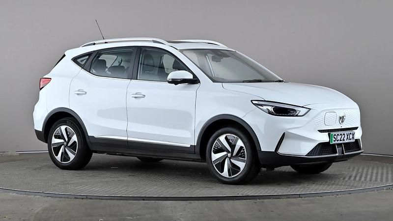 Used MG ZS Trophy 129 kW (176 HP) 2022 White SUV