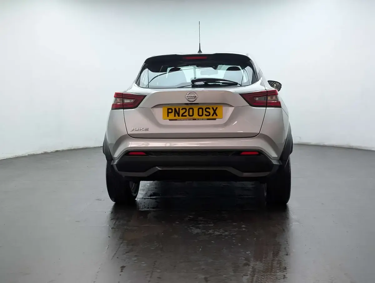 Used Nissan Juke Acenta 117 HP (86 kW) 2020 Silver SUV