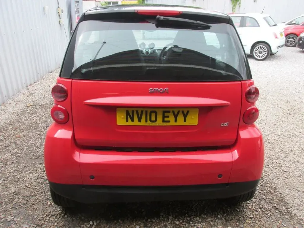 Used Smart ForTwo Coupé Passion 45 HP (33 kW) 2010 Red Coupe
