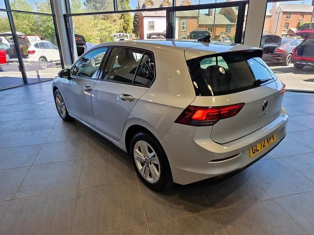 Used VW Golf VIII S 115 HP (84 kW) 2023 Silver Hatchback