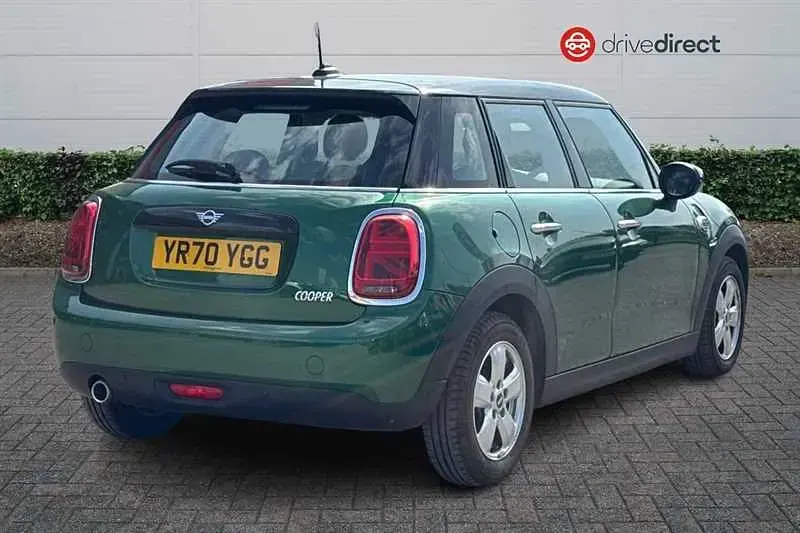 Used Mini Cooper Classic 136 HP (100 kW) 2020 Green Hatchback