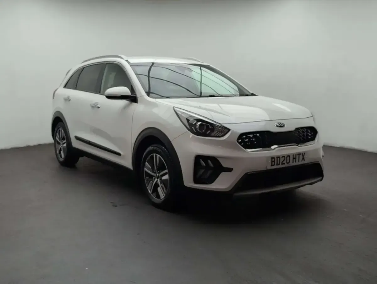 Used Kia Niro 141 HP (103 kW) 2020 White SUV