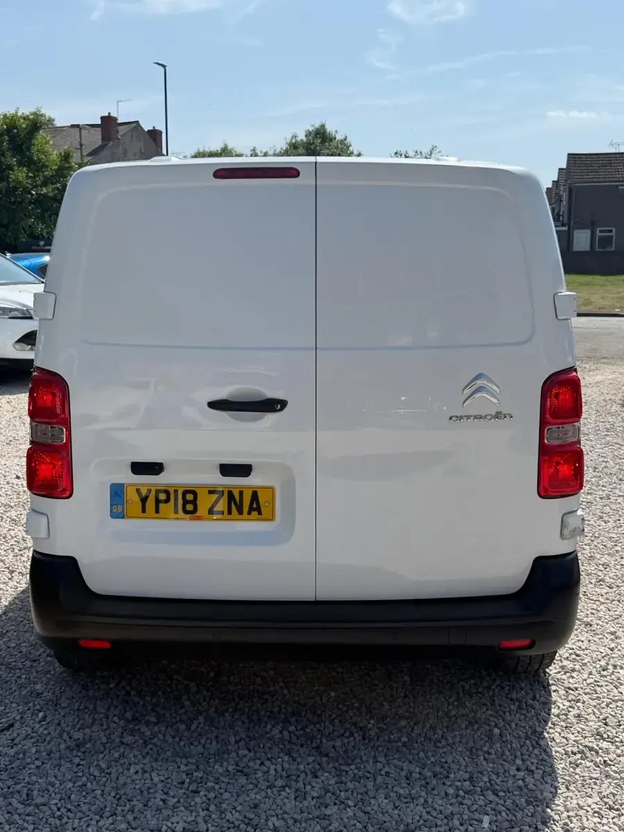 Used Citroën Dispatch 2018 White MPV