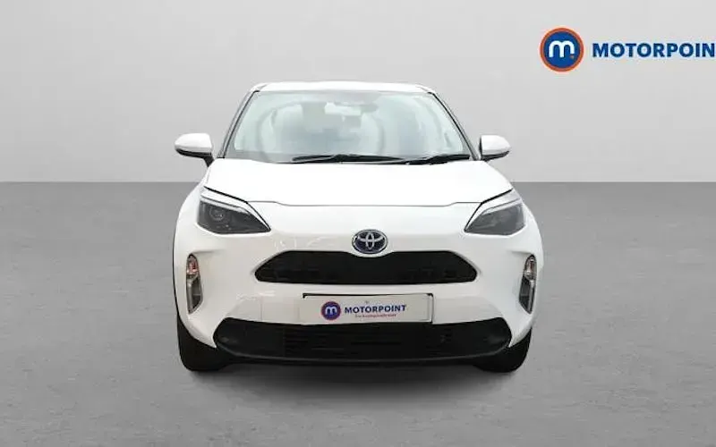 Used Toyota Yaris Hybrid 116 HP (85 kW) 2026 Estate