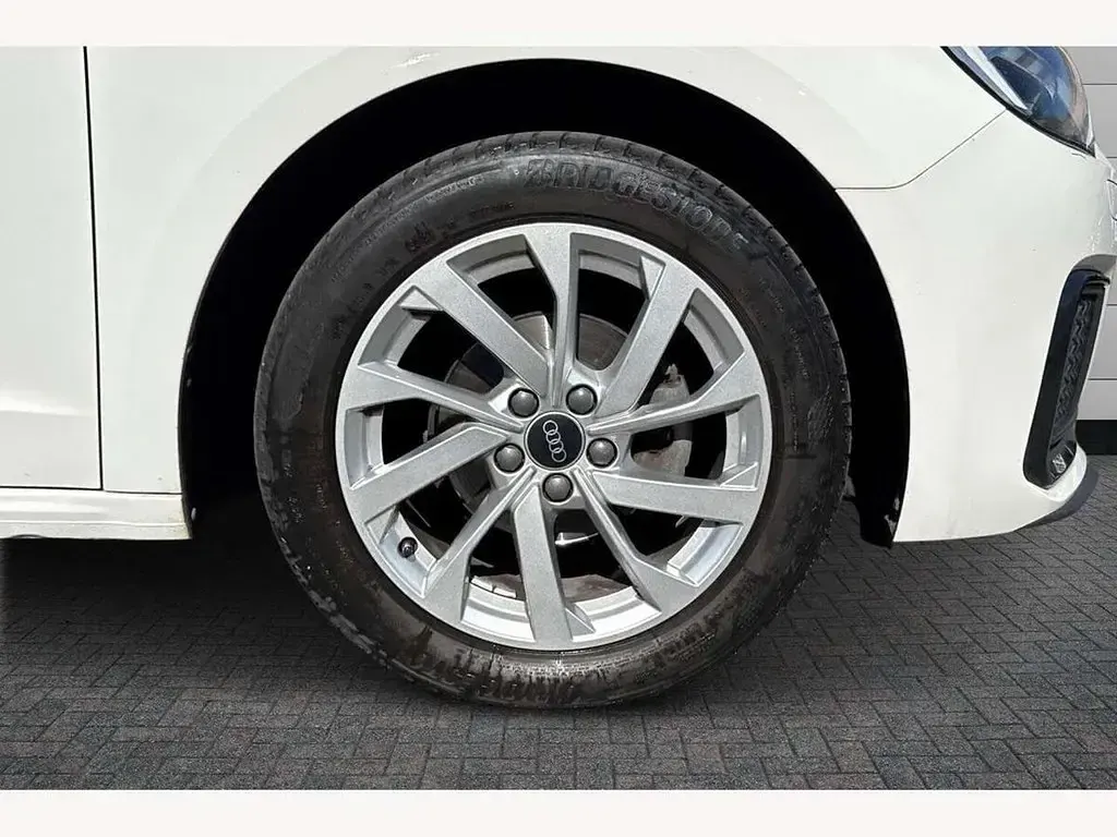 Usado Audi A1 Sport 95 HP (69 kW) 2021 Branco SUV