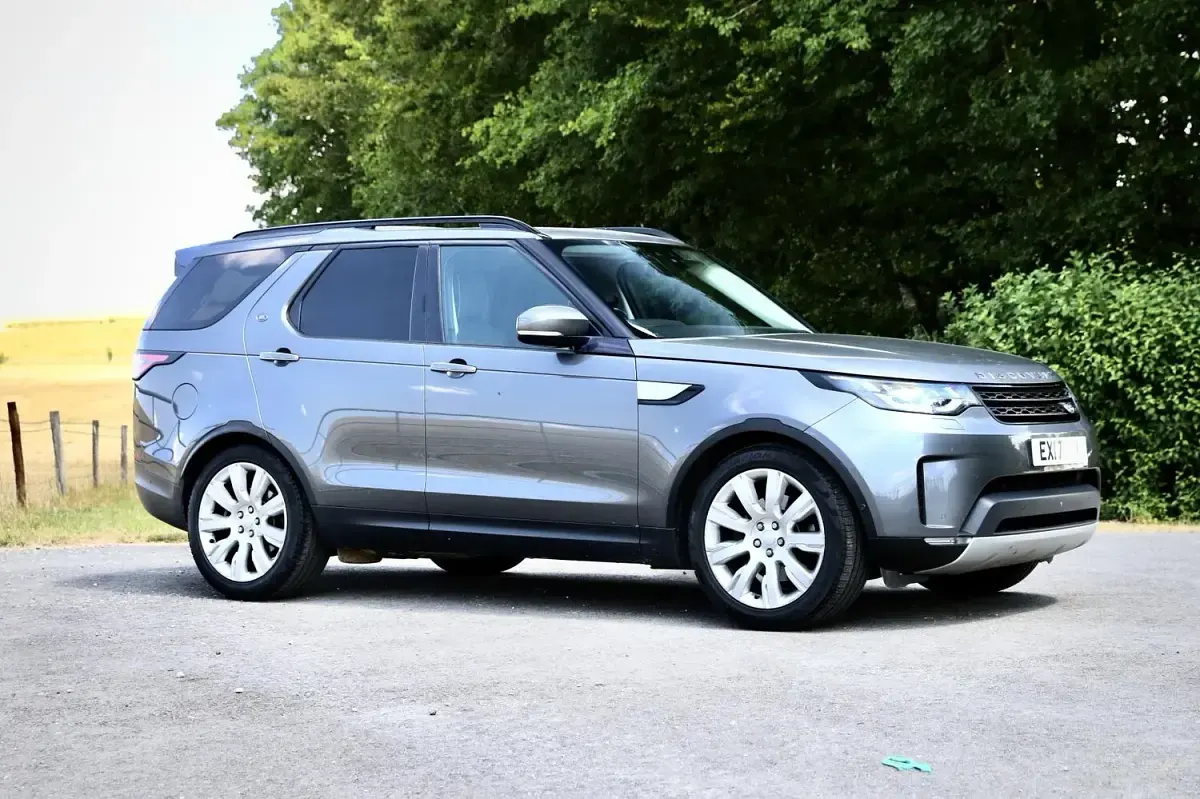Used Land Rover Discovery 5 HSE Luxury 2017 Grey SUV