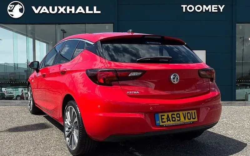 Used Vauxhall Astra S 150 HP (110 kW) 2019 Red Hatchback