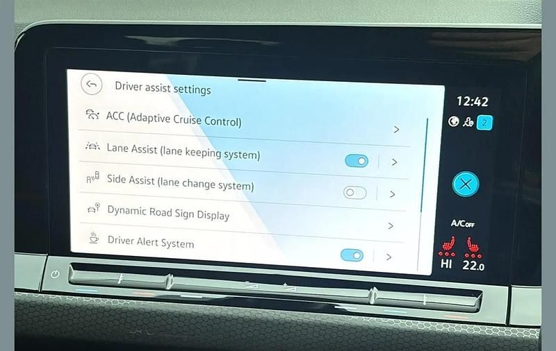 Used VW Golf VIII GTI Clubsport 300 HP (220 kW) 2023 Blue Hatchback