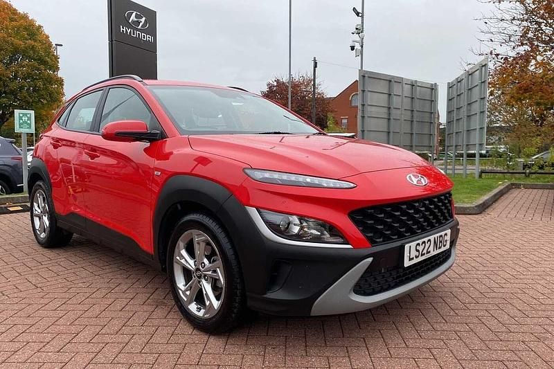 Red Used 2022 Hyundai Kona SE SUV | £14,150 (Fair price) - Image 1/4