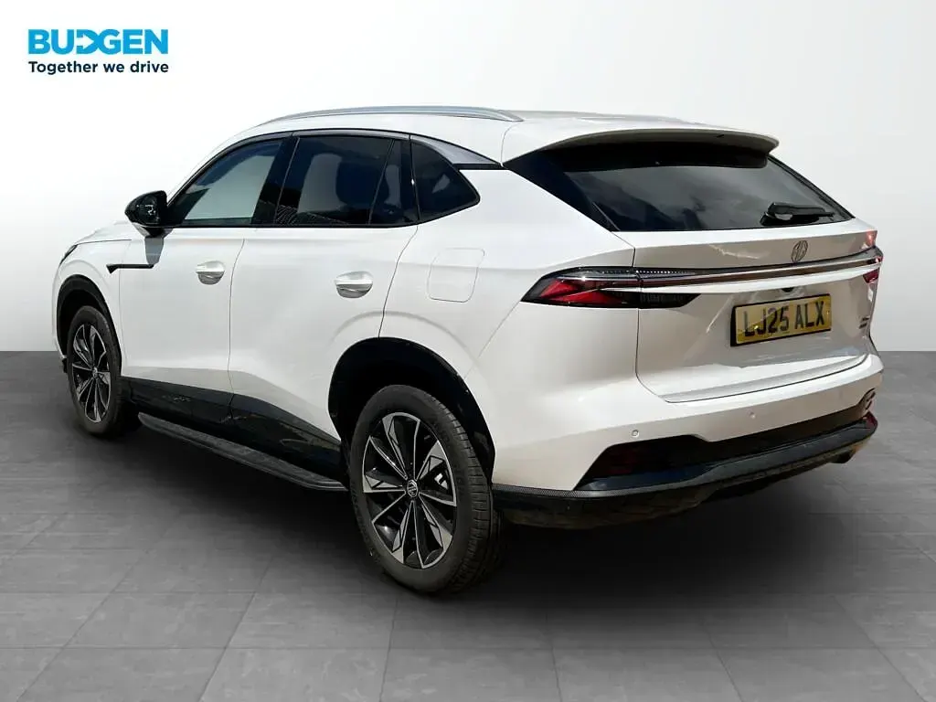 Used MG HS Trophy 2025 White SUV