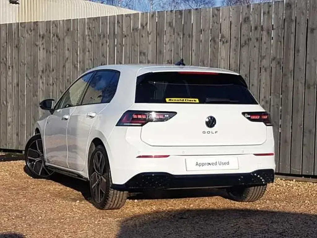 New VW Golf VIII 150 HP (110 kW) 2025
