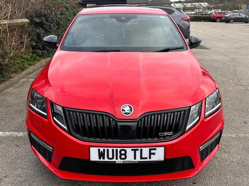 Used Skoda Octavia vRS 245 HP (180 kW) 2018 Red Hatchback