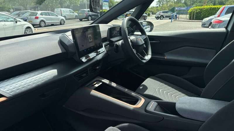 Used Cupra Born e-Boost 169 kW (230 HP) 2024 Silver  Hatchback