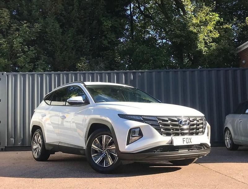 Used Hyundai Tucson SE 150 HP (110 kW) 2021 White SUV