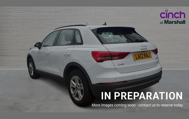 Used Audi Q3 Design 147 HP (108 kW) 2021 White SUV