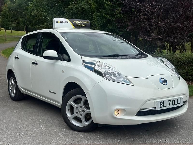 White Used 2017 Nissan Leaf Acenta Hatchback | £4,989 (Fair price) - Image 1/4