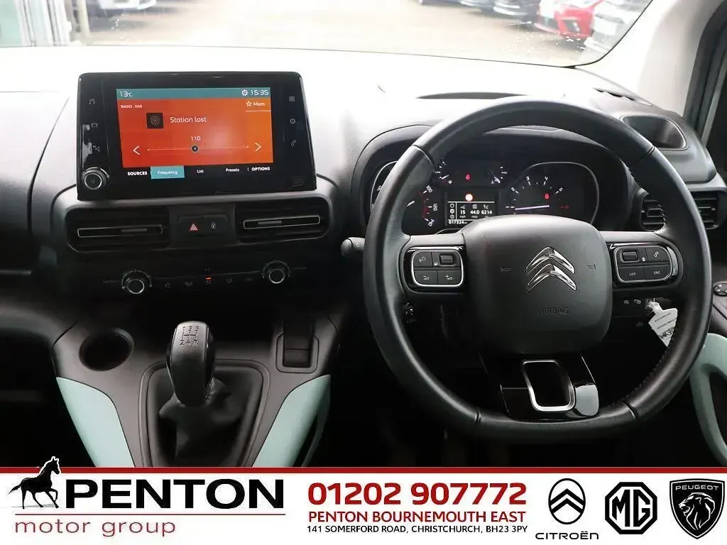 Used Citroën Berlingo Feel 100 HP (73 kW) 2020 Beige MPV