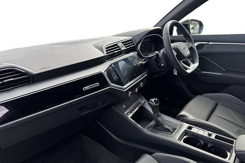 New Audi Q3 Black Edition 150 HP (110 kW) 2025 Blue SUV