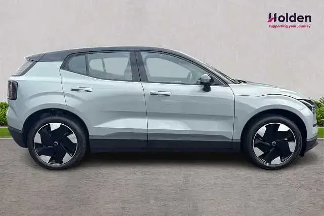 New Volvo EX30 Plus 197 kW (268 HP) 2026 SUV