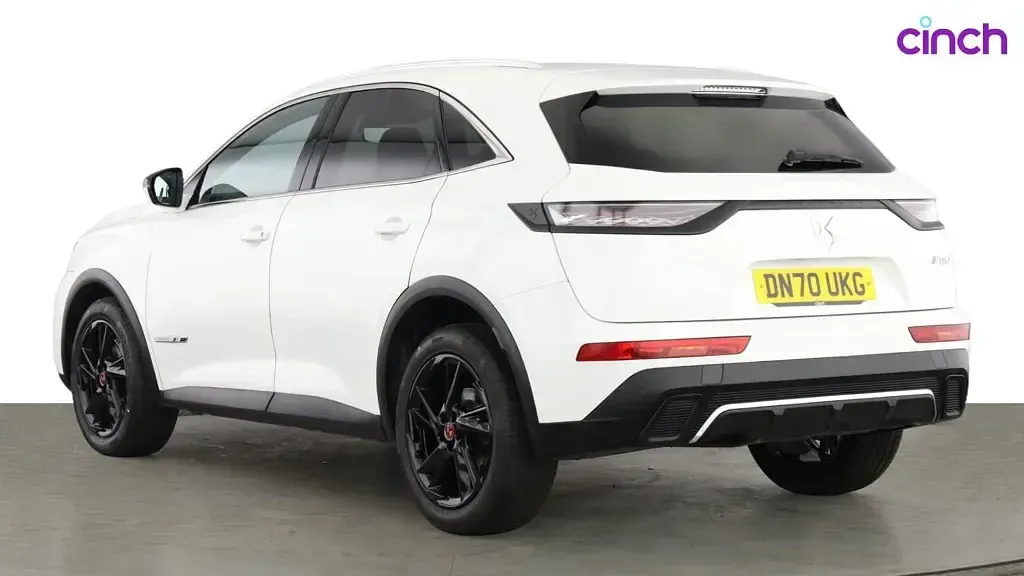 Used DS Automobiles DS7 Crossback Performance 130 HP (95 kW) 2020 White SUV