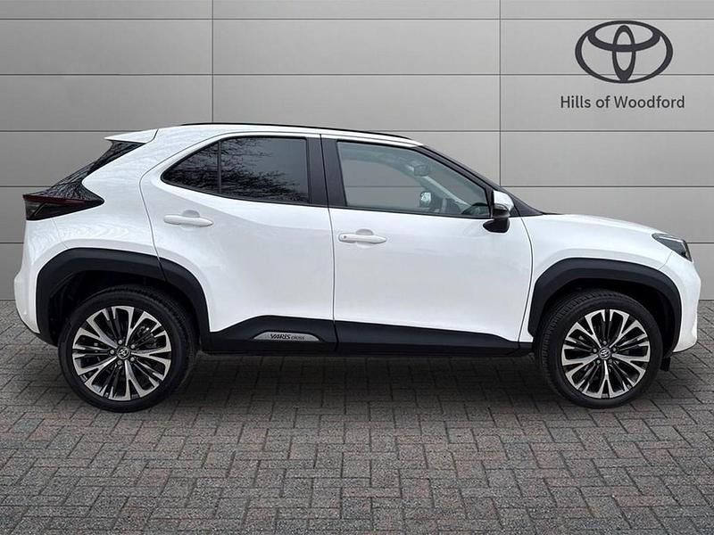 Used Toyota Yaris Cross 2023 White SUV