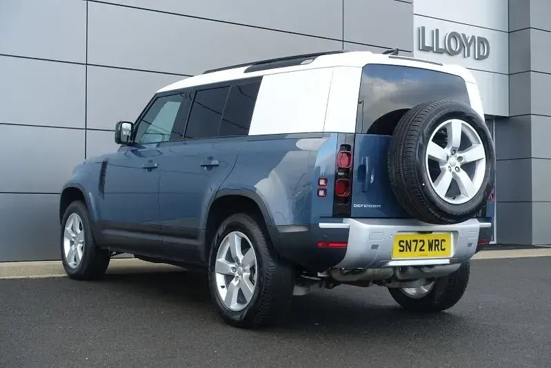 Używany Land Rover Defender HSE 2022 Niebieski SUV