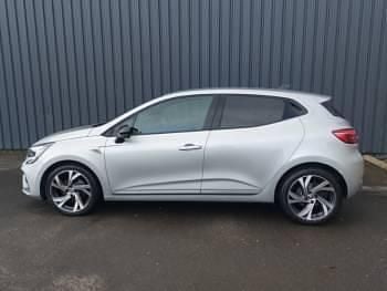 Używany Renault Clio V RS Line 90 KM (66 kW) 2023 Srebrny Hatchback