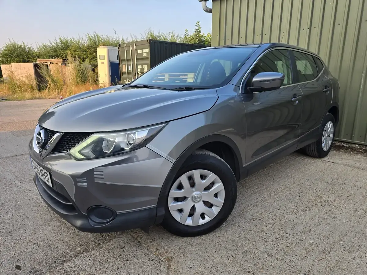 Used Nissan Qashqai Visia 2016 Grey SUV