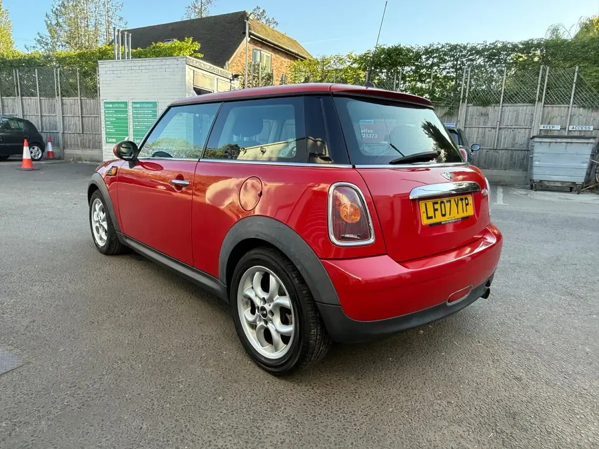 Used Mini Cooper Hatch 2007 Red Hatchback