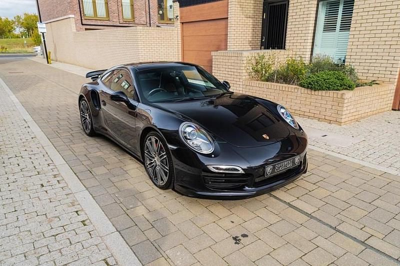 Used 2014 Porsche 911 Turbo Coupe | £77,995 (Expensive) - Image 1/1