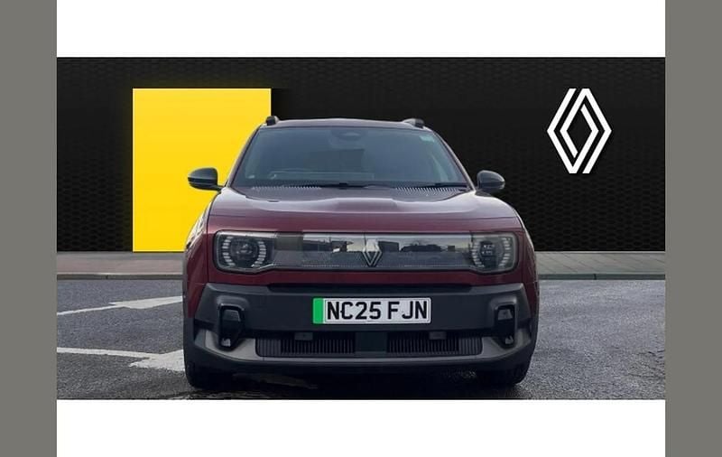 Used Renault R4 Komfort 150 HP (110 kW) 2025 Red SUV