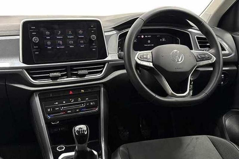 Used VW T-Roc 150 HP (110 kW) 2025 SUV