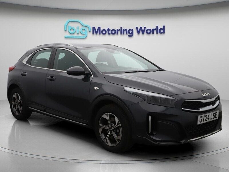 Grey Used 2024 Kia XCeed 2 SUV | £16,500 (Fair price) - Image 1/4