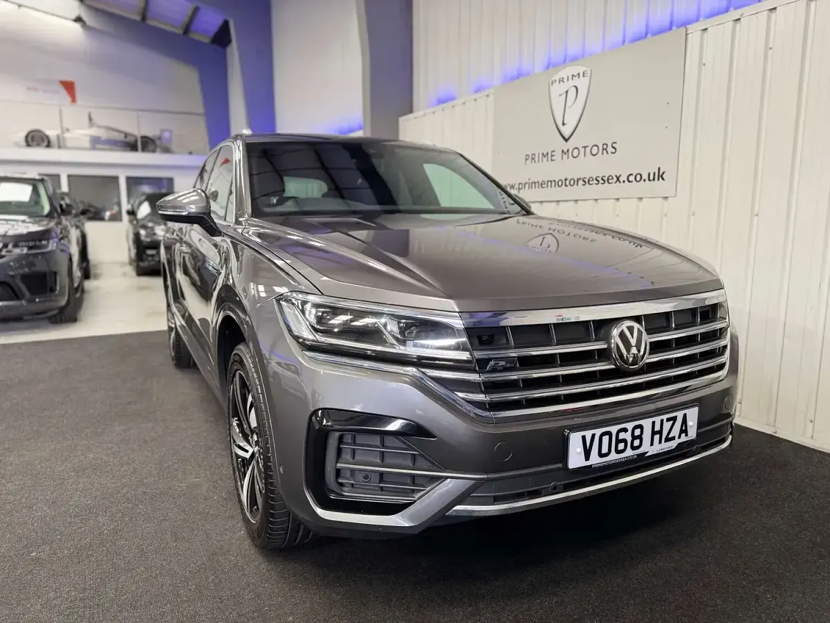Used VW Touareg R-line 286 HP (210 kW) 2018 Grey SUV