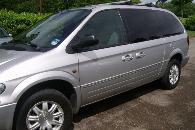 Used 2005 Chrysler Grand Voyager MPV | £3,995 - Image 1/3