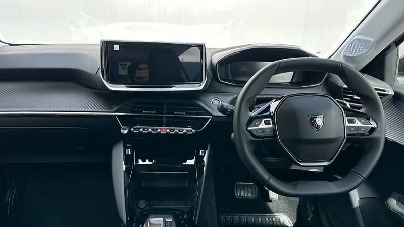 New Peugeot 208 Allure 100 HP (73 kW) 2026 Ageuda yellow Hatchback