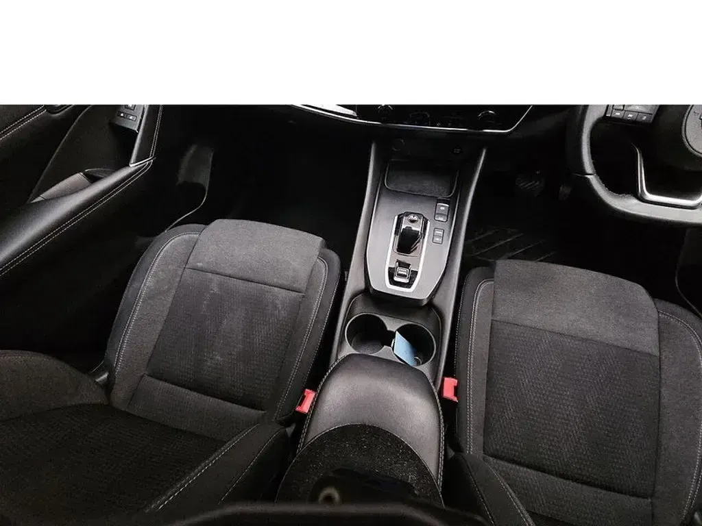 Used Nissan Qashqai N-Connecta 2023 Silver SUV
