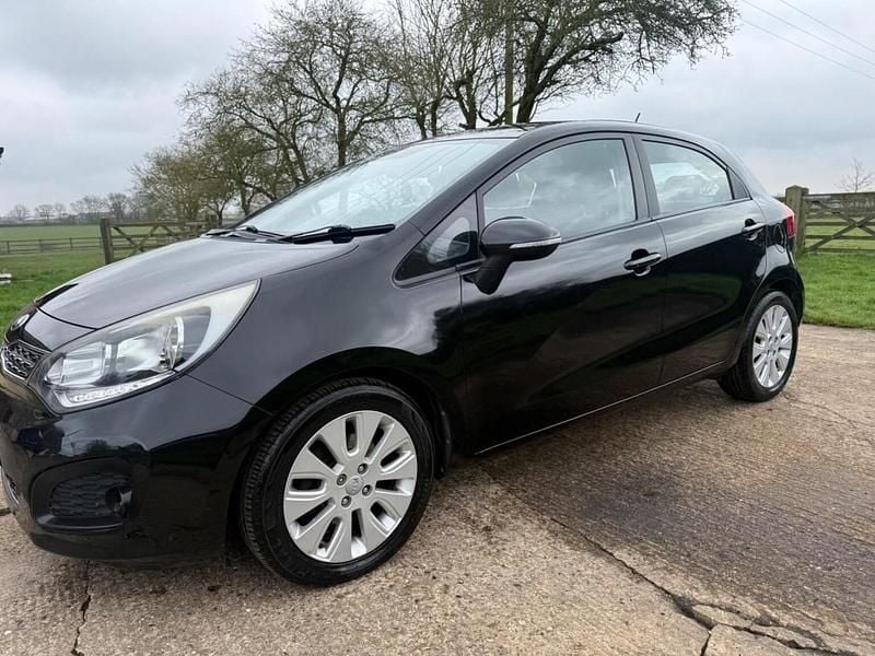 Used Kia Rio 2013 Black Hatchback