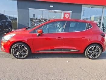 Used Renault Clio IV Dynamique 120 HP (88 kW) 2017 Red Hatchback