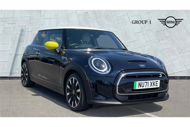 Enigmatic black Used 2021 Mini Cooper S Level 3 Hatchback | £15,457 (Fair price) - Image 1/4