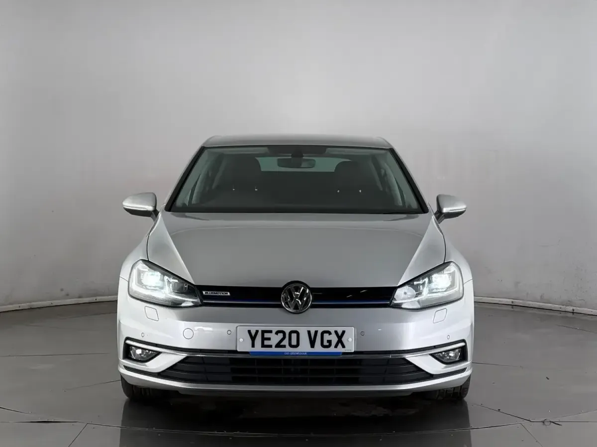 Second-hand VW Golf VII Edition 2020 Argintiu Hatchback