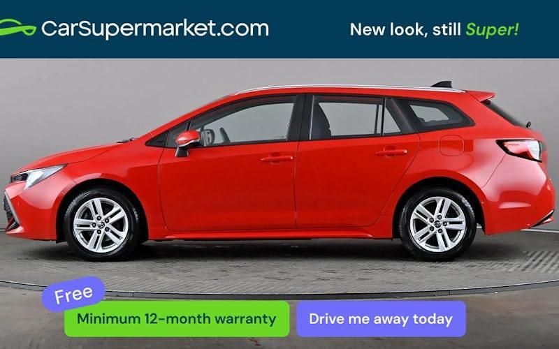 Used Toyota Corolla 122 HP (89 kW) 2022 Red Estate