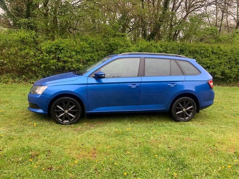 Used Skoda Fabia SE 2017 Blue Estate