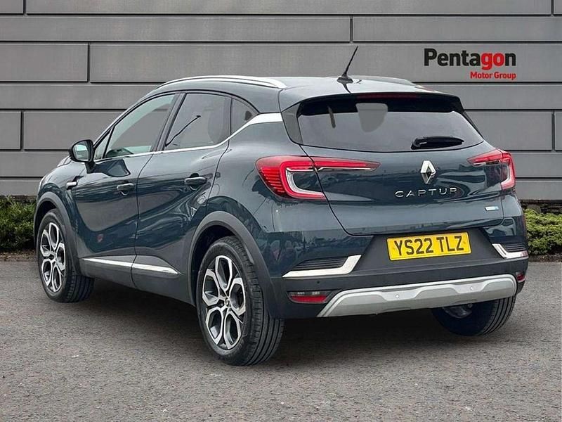 Used Renault Captur SE 143 HP (105 kW) 2022 Blue SUV
