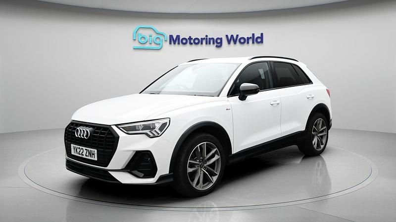Used Audi Q3 Black Edition 148 HP (108 kW) 2022 White SUV